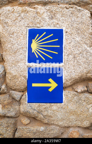 Camino de Santiago waymarker signe, Espagne Banque D'Images