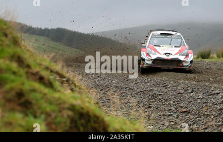 Ott Tanak de l'Estonie et Martin Jareoja dans une Citroën C3 WRC au cours de la troisième journée du Wales Rally GB. Banque D'Images