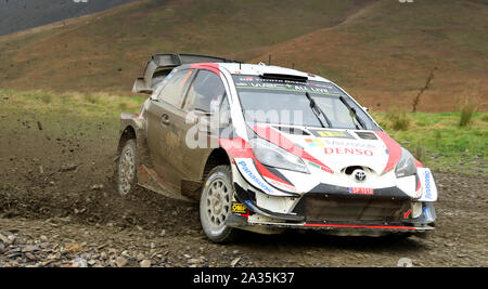 Ott Tanak de l'Estonie et Martin Jareoja dans une Citroën C3 WRC au cours de la troisième journée du Wales Rally GB. Banque D'Images