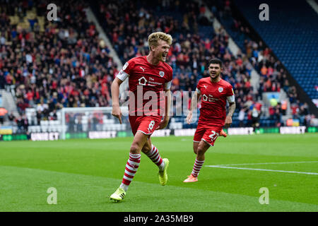 Preston, Royaume-Uni. Le 05 Oct 2019. Le milieu de terrain Barnsley Cameron McGeehan célèbre après rendant 1-1 pendant le ciel parier match de championnat entre Preston North End et Barnsley à Deepdale, Preston le samedi 5 octobre 2019. (Crédit : Andy Whitehead | MI News) photographie peut uniquement être utilisé pour les journaux et/ou magazines fins éditoriales, licence requise pour l'usage commercial Crédit : MI News & Sport /Alamy Live News Banque D'Images