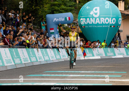 Bologne, Italie. 5ème Oct, 2019. Primož (Roglič Jumbo-Visma SLO) de l'équipe de gagner la 103e édition du Giro dell'Emilia vélo route course d'un jour. Credit : Massimiliano Donati/Alamy Live News Banque D'Images