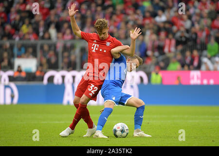 05.10.2019, xemx, Fussball 1.Bundesliga, le FC Bayern München - TSG 1899 Hoffenheim emspor, V.L. Joshua Kimmich (FC Bayern München # 32) und Dennis Geig Banque D'Images