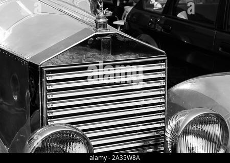 L'avant d'un vintage Rolls Royce Silver Ghost sur l'affichage à une exposition de voiture Banque D'Images