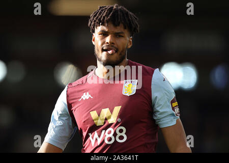 Norwich, Royaume-Uni. 08Th Oct, 2019. Tyrone Mings de Aston Villa lors de la Premier League match entre Manchester City et Aston Villa à Carrow Road, le 5 octobre 2019 à Norwich, Angleterre. (Photo par Matt Bradshaw/phcimages.com) : PHC Crédit Images/Alamy Live News Banque D'Images