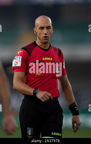 Michael Fabbri (arbitre) au cours de l'Italien 'Serie' un match entre l'Hellas Vérone Sampdoria 2-0 au Stade Marcantonio Bentegodi sur Octobre 05 , 2019 à Vérone, Italie. (Photo de Maurizio Borsari/AFLO) Banque D'Images