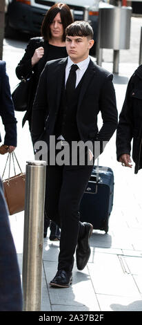 Photo inédit en date du 18/6/2019 de Josué Molnar arrivant à la Manchester Crown Court.L'adolescent acquitté du meurtre de Manchester Grammar School élève Yousef Makki dans un quartier verdoyant de Cheshire village peut être nommé aujourd'hui comme Josué Molnar, un jeu de rugby ex-public d'un écolier, riche famille professionnelle. Banque D'Images