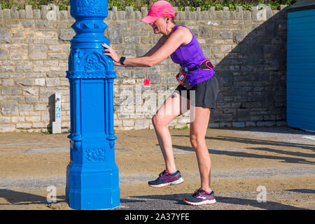 Bournemouth, Dorset, UK. 6 octobre 2019. Les foules affluent à Bournemouth pour la deuxième journée du Festival Marathon de Bournemouth pour encourager et soutenir ceux qui prennent part au marathon et demi-marathon sur A sunny breezy day. Credit : Carolyn Jenkins/Alamy Live News Banque D'Images