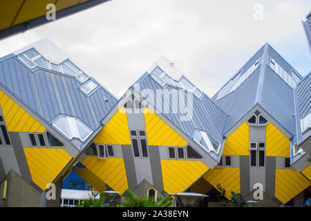 Rotterdam, Pays-Bas - 4 octobre 2019 : Kijk-Kubus. Les maisons cubiques. Banque D'Images