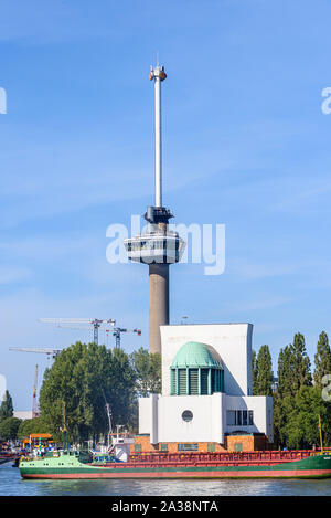 L'emblématique Euromast tour d'observation, de Rotterdam, Pays-Bas. Banque D'Images