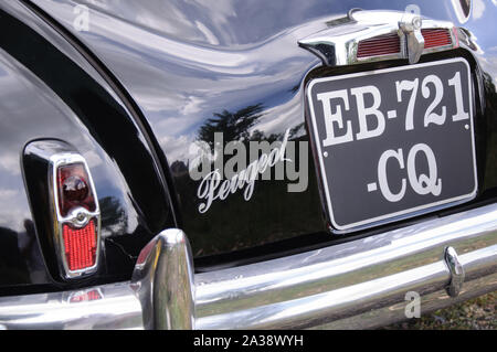 Peugeot 203C berline voiture française classique Banque D'Images