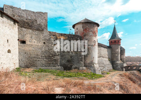 L'architecture médiévale de l'Ukraine - Château à Kamenetz-Podolsk, Sep.2019 Banque D'Images