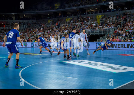 ZAGREB, CROATIE - 14 septembre 2019 : man's EHF Ligue championnat. La PPD Zagreb contre Paris Saint-Germain. Les joueurs en action Banque D'Images