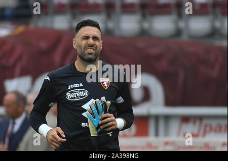 Salvatore Sirigu (Torino FC) au cours de la Serie A TIM match de football entre Torino FC et SSC Napoli au Stadio Grande Torino le 6 octobre, 2019 à Turin, Italie. Banque D'Images