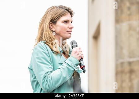 Maja Göpel de scientifiques pour l'avenir de parler à un vendredi pour les futurs rassemblement à Berlin, Allemagne en 2019. Banque D'Images