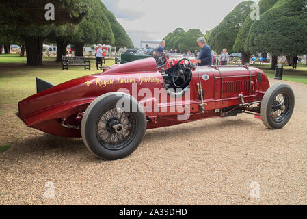 Un 1929 Bentley 4 1/2 litre - Ventilateur Bentley Monoplace n°1 au Concours d'élégance 2019, Hampton Court Palace, Richmond upon Thames Banque D'Images