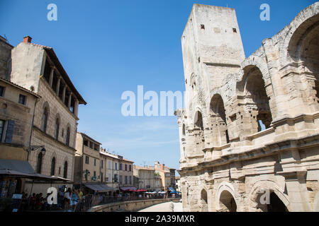 Arles, France. 29 août, 2019. L'extérieur de l'amphithéâtre romain (Arènes d'Arles), qui date de 90AD et assis plus de 20 000 spectateurs. Cred Banque D'Images