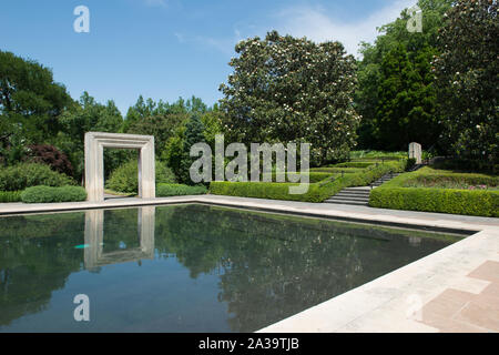 Scène de la 66-acre Dallas Arboretum and Botanical Garden à Dallas, Texas Banque D'Images