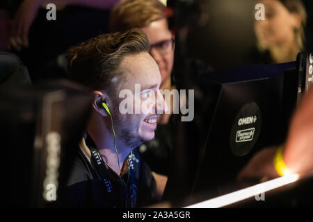 Moscou, Russie - 14 septembre 2019 : Loisirs : Counter-Strike Global Offensive événement. Stand du joueur de l'équipe de ninjas en pyjama légende Christopher Banque D'Images