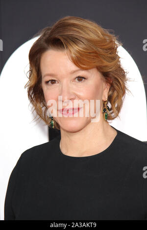 Los Angeles, USA. 06 Oct, 2019. Linda Emond au Paramount Pictures' 'Gemini Man' Premiere tenue au Théâtre chinois de Grauman à Los Angeles, CA, le 6 octobre 2019. Crédit photo : Joseph Martinez/PictureLux PictureLux Crédit : Le Hollywood/Archive/Alamy Live News Banque D'Images