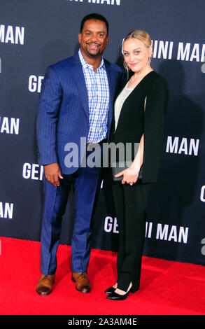 Hollywood, Californie, USA 6 Octobre 2019 L'Acteur Alfonso Ribeiro et épouse Angela Unkrich assister à Paramount Pictures présente la première mondiale de 'Gemini Man' le 6 octobre 2019 au Théâtre chinois de Grauman à Hollywood, Californie, USA. Photo de Barry King/Alamy Live News Banque D'Images