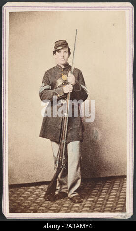 Le sergent Cornelius C. Moore de la société B, 100e New York bénévoles, un sergent de la 39e Régiment de l'Illinois, un caporal du 106e New York, bénévoles et d'une salle du 11e Régiment du Vermont holding de baïonnette musket] / R. A. Seigneur, 164 rue Chatham (ancien numéro 158), New York Banque D'Images