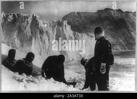 L'expédition de Shackleton à la glace de l'Antarctique sur l'île de l'éléphant trou perdu où le premier parti tenté de vivre. Banque D'Images