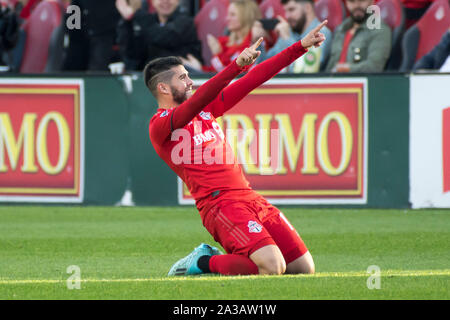 Toronto, Canada. 06 Oct, 2019. Alejandro Pozuelo (10) réagit au cours de la MLS (Major League Soccer) match entre Toronto FC et Columbus Crew SC. Score final : Toronto FC 1 - 0 SC Columbus Crew. Credit : SOPA/Alamy Images Limited Live News Banque D'Images