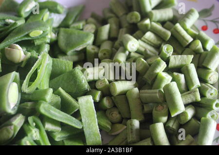 Couper les légumes Haricots verts longs de droit Banque D'Images