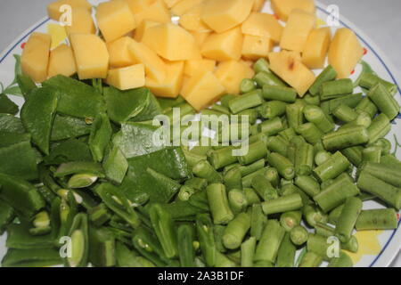 Couper les légumes Haricots verts longs de droit Banque D'Images