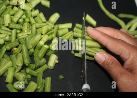 Couper les légumes Haricots verts longs de droit Banque D'Images