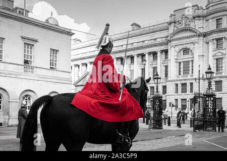 Household Cavalry Garde à cheval à Horse Guards, Whitehall, Londres, UK Banque D'Images