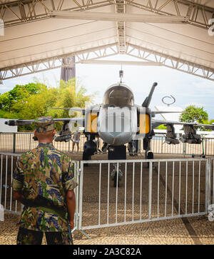 Photo d'un F39 à partir de la marque suédoise Saab Gripen. Exposition de l'acquisition des modèles par le gouvernement brésilien. Banque D'Images