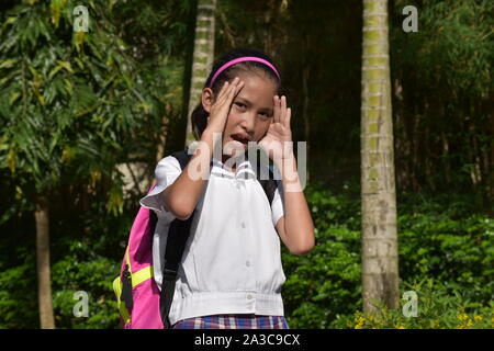 Cute Girl minoritaires sous stress étudiant Banque D'Images