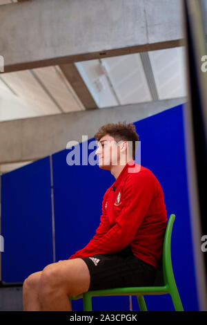 Cardiff, Wales, UK, 7 octobre 2019. Joueur de l'équipe nationale de football du Pays de Galles Daniel James lors d'une session de support à St Fagans Musée National d'histoire de l'avant des matches contre la Slovaquie et la Croatie. Credit : Mark Hawkins/Alamy Live News Banque D'Images