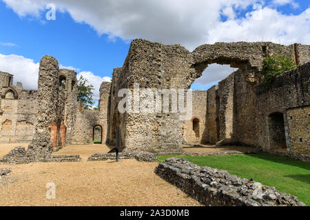 Wolvesey Castle, aussi Wolvesey Palace ou l'ancien palais épiscopal, ruines à Sunshine, Winchester, Hampshire, Angleterre Banque D'Images