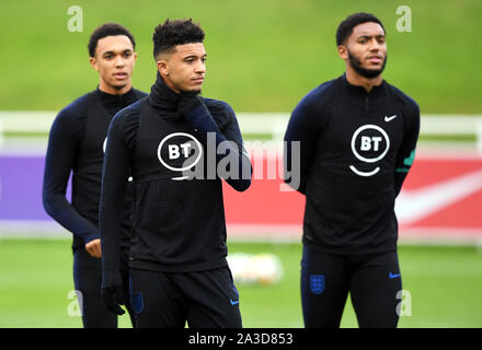 L'Angleterre (de gauche à droite) Alexander-Arnold Trent, Jadon, Sancho et Joe Gomez durant la session de formation à St George's Park, Burton. Banque D'Images