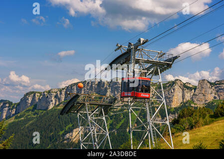Wasserauen - Ebenalp wagon de chemin de câble dans les Alpes suisses en Suisse Banque D'Images