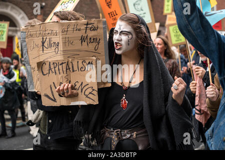 Rébellion Extinction manifestation à Dublin, Irlande. Banque D'Images