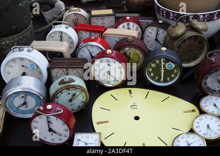 Horloges rétro à Lille Braderie 2019 Lille, France Europe Banque D'Images