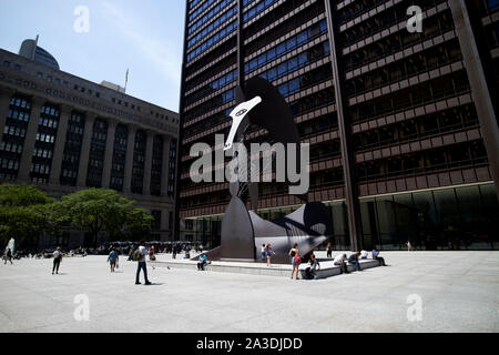 Richard j, daley Plaza et centre et statue de picasso Chicago Illinois Etats-Unis d'Amérique Banque D'Images