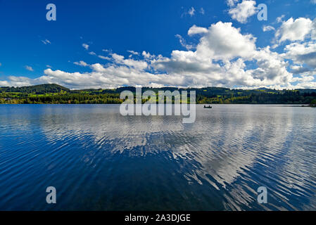 Dans la région de l'Allgäu Rottachsee Lake, Allemagne Banque D'Images