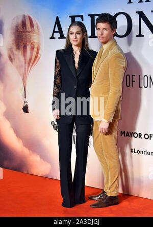 Londres, Royaume-Uni. 7 octobre, 2019. Hannah Bagshawe Taylor Lautner et assister à première de drame sur les premiers explorateurs de montgolfières au luxe ODEON Leicester Square, Londres, UK - 7 octobre 2019 Crédit : Nils Jorgensen/Alamy Live News Banque D'Images