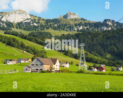 Kamor und Hoher Kasten Alpstein à Appenzell Innerhoden im Banque D'Images
