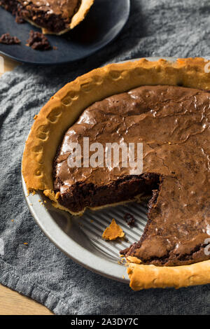 Tarte Brownie au chocolat maison prêt à manger Banque D'Images