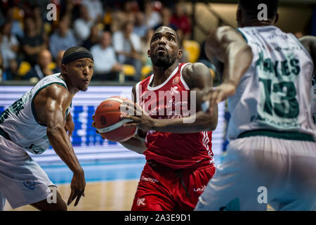 Darius Johnson-Odom (Grissin Bon Reggio Emilia) pendant un match de basket-ball série Legabasket Acqua S.Bernardo, Cantu' vs Grissin Bon Reggio Banque D'Images