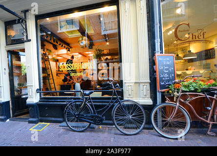 Coiffure Scissorhands shop à Amsterdam. Banque D'Images