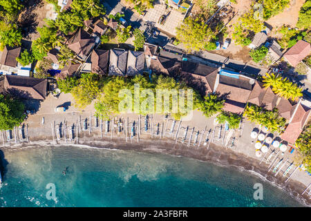 Vue d'en haut de la plage d'Amed à Bali, Indonésie Banque D'Images