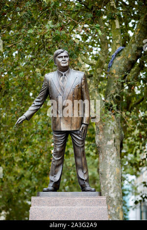 Aneurin Bevan statue NHS fondateur à Cardiff au Pays de Galles Banque D'Images