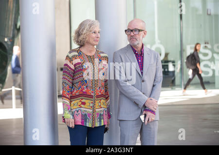 Rome, Italie. 05Th Oct, 2019. Michael Stipe et Giovanna Melandri, Président de la Fondation MAXXI Première présentation en Europe "Notre ingérence fois : un enregistrement visuel', son deuxième livre de photographies (photo de Matteo Nardone/Pacific Press) Credit : Pacific Press Agency/Alamy Live News Banque D'Images