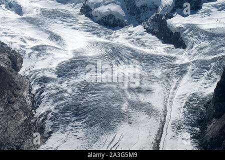 Glacier du Gorner ou Gornergletscher au Gornergrat montrant Monte Rossa massif, au-dessus de Zermatt en Suisse. Septembre 2019 Le glacier du Gorner (allemand : G Banque D'Images